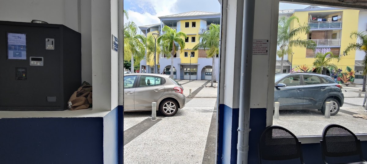 Laverie automatique Bas de la Rivière — galerie 4